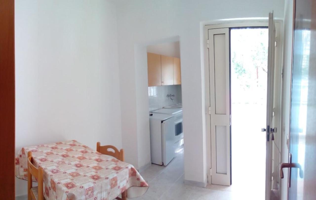 Casa Vacanze Pizzone Apartment Пешичи Екстериор снимка